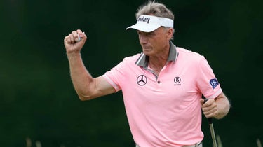 bernhard langer fist pumps