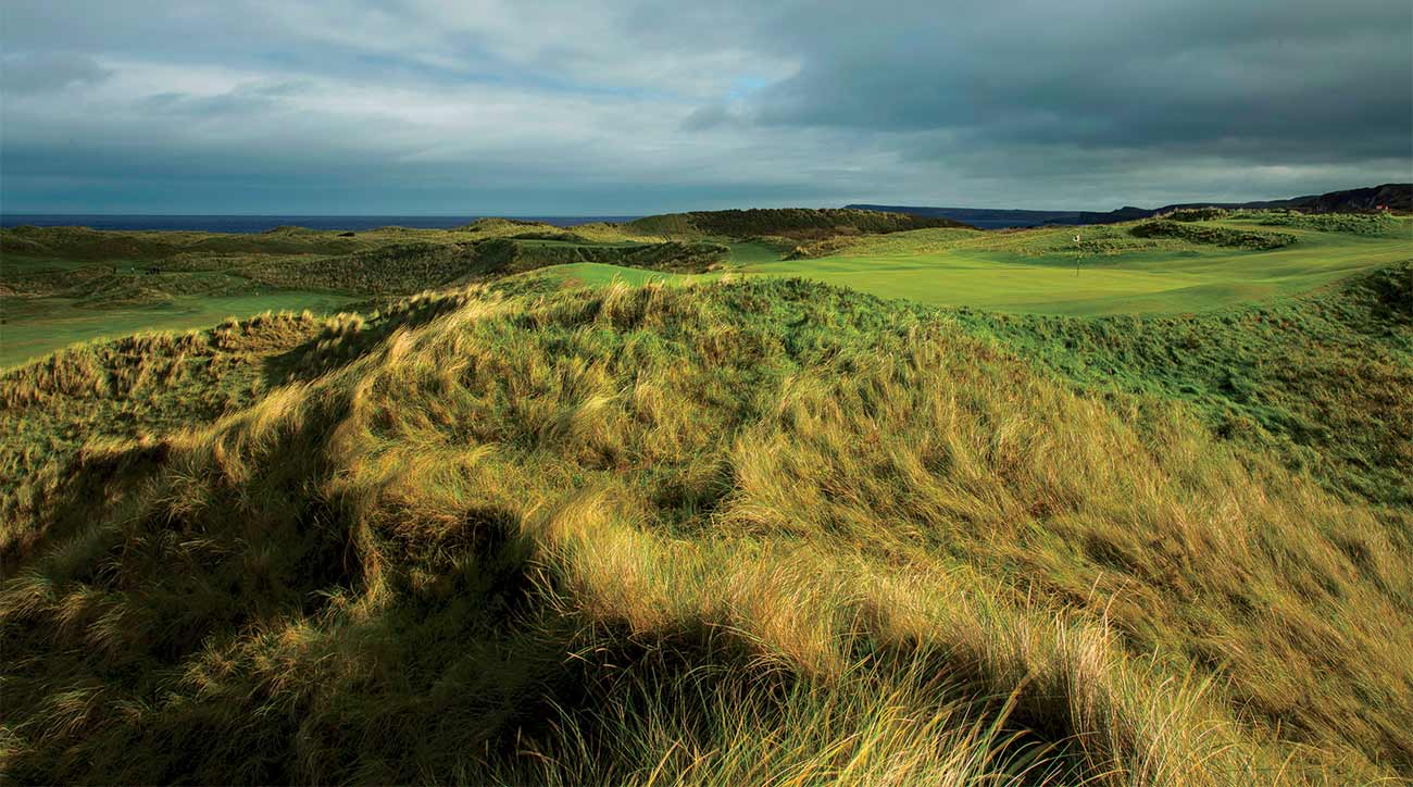 The 17th and 16th holes, which once were Dunluce’s 15th and 14th.