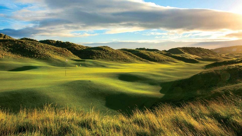 The 590-yard, par-5 seventh is new to Portrush’s reconfigured Dunluce course. The hole was nicked from the nearby Valley Links, Dunluce’s sister track.