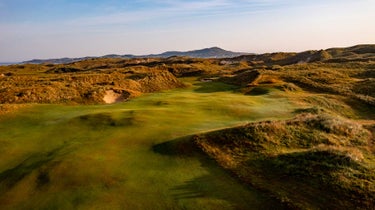 The 1st hole at St. Patrick's Links in Ireland