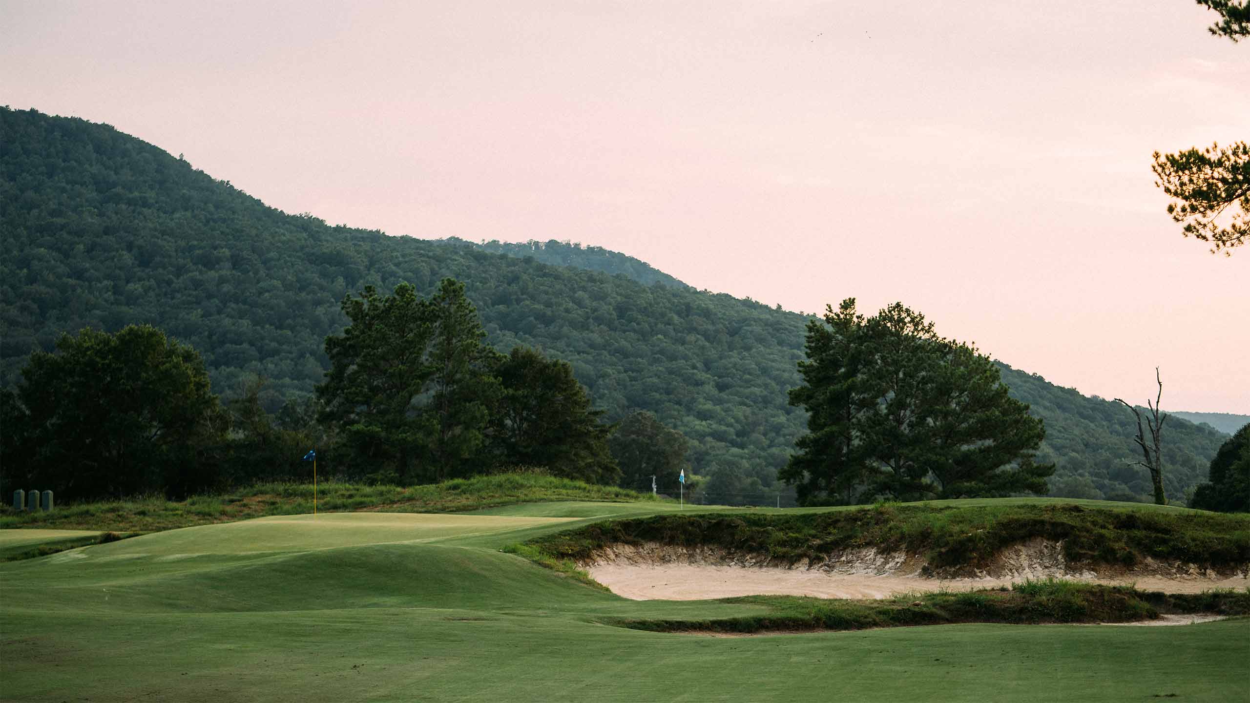 Sweetens Cove Golf Club in South Pittsburg, Tenn.